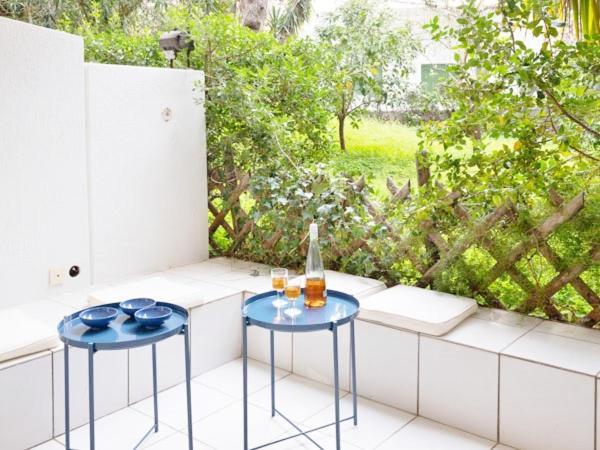 Apartamento Vouliagmeni'S Secret Garden Near The Sea Atenas Exterior foto