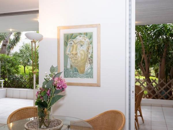 Apartamento Vouliagmeni'S Secret Garden Near The Sea Atenas Exterior foto